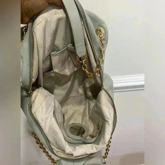 Tory Burch Leather Sea foam Green Shoulder Bag with chain link Handle - Picture 6 of 11